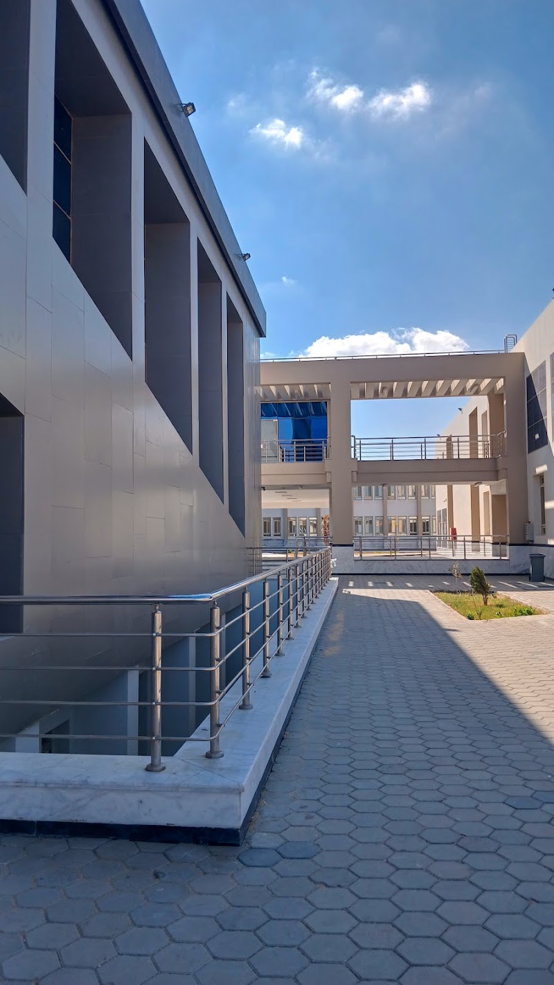 South Valley University Hurghada Branch - Photo 3