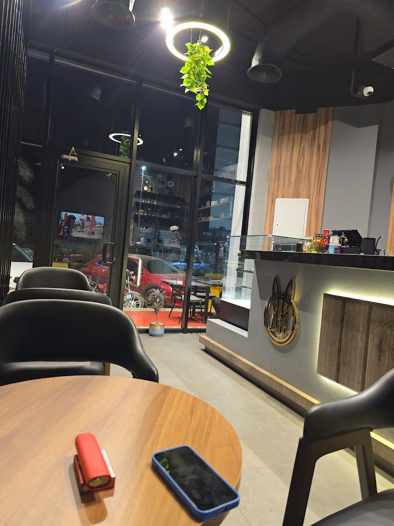 One million cafe - صورة 3