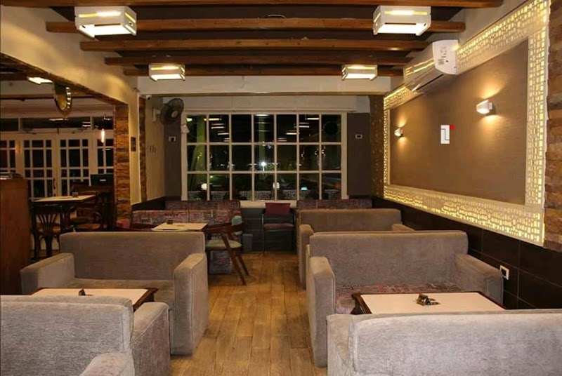 BINARY CAFE - صورة 2