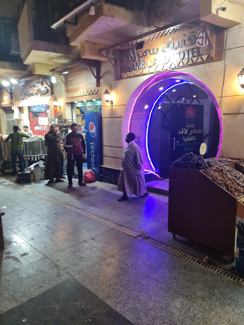 سوق اسوان السياحي