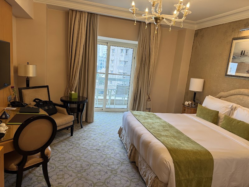 Kempinski Nile Hotel Garden City Cairo