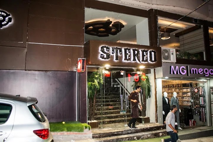 Stereo Restaurant And Cafe - صورة 1