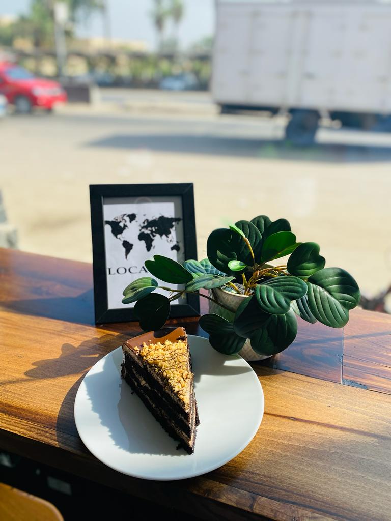 Location Cafe - Photo 3