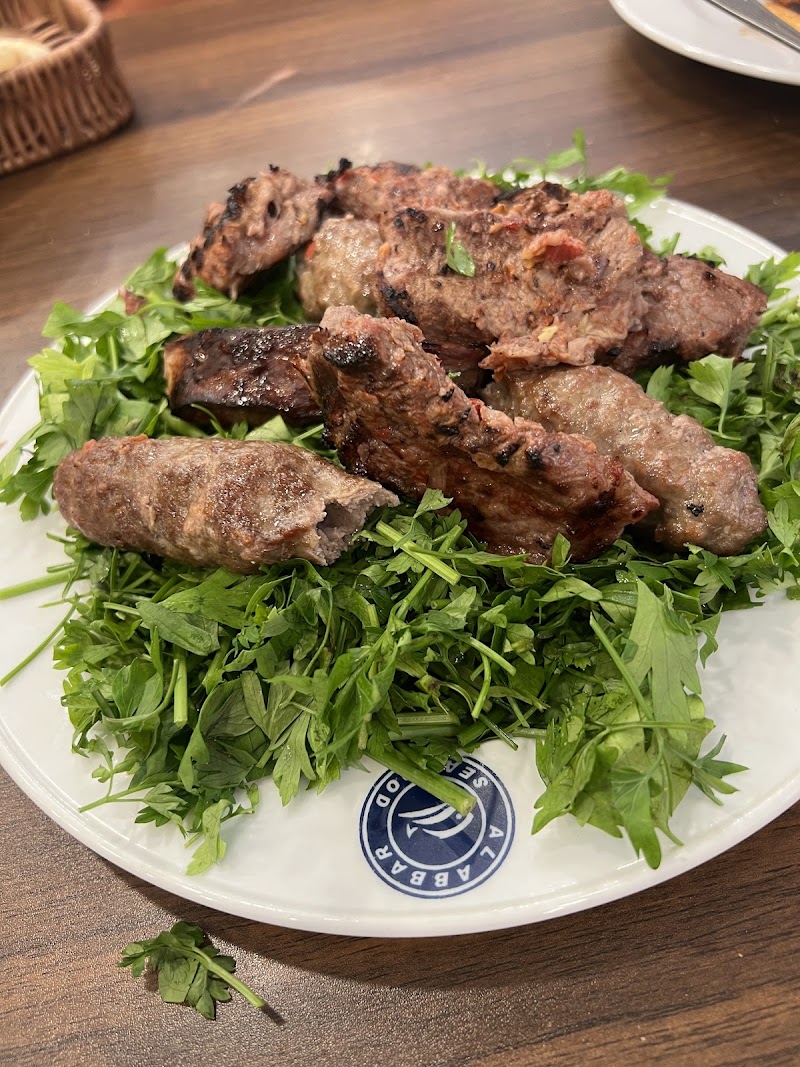 مطعم مشويات رضا الكبابجي - Photo 3